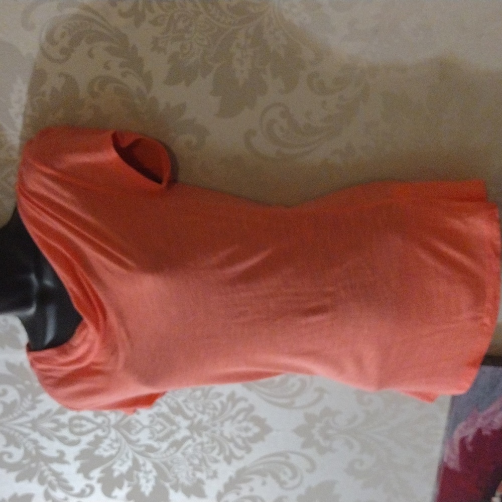 Apt .9 Essentials Tee XSP - Picture 3 of 5